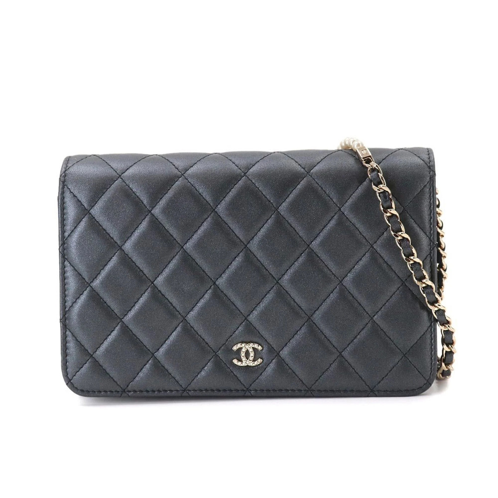 CHANEL Gray Pearl Lambskin Leather Wallet